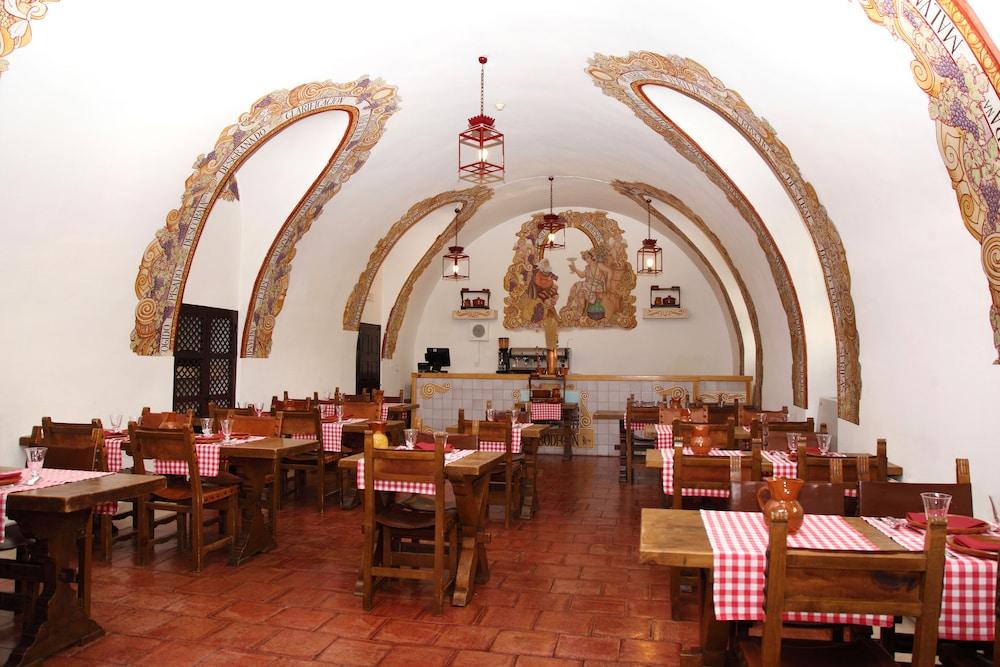 Parador De Chinchon Exterior photo